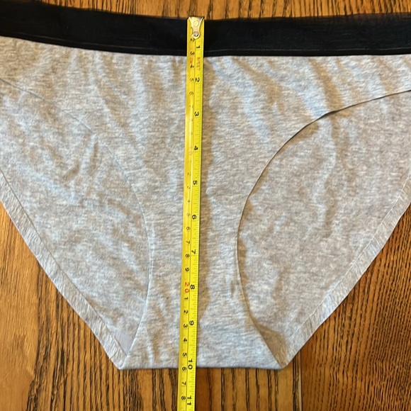 2 New Vince Camuto bikini underwear - Picture 3 of 11